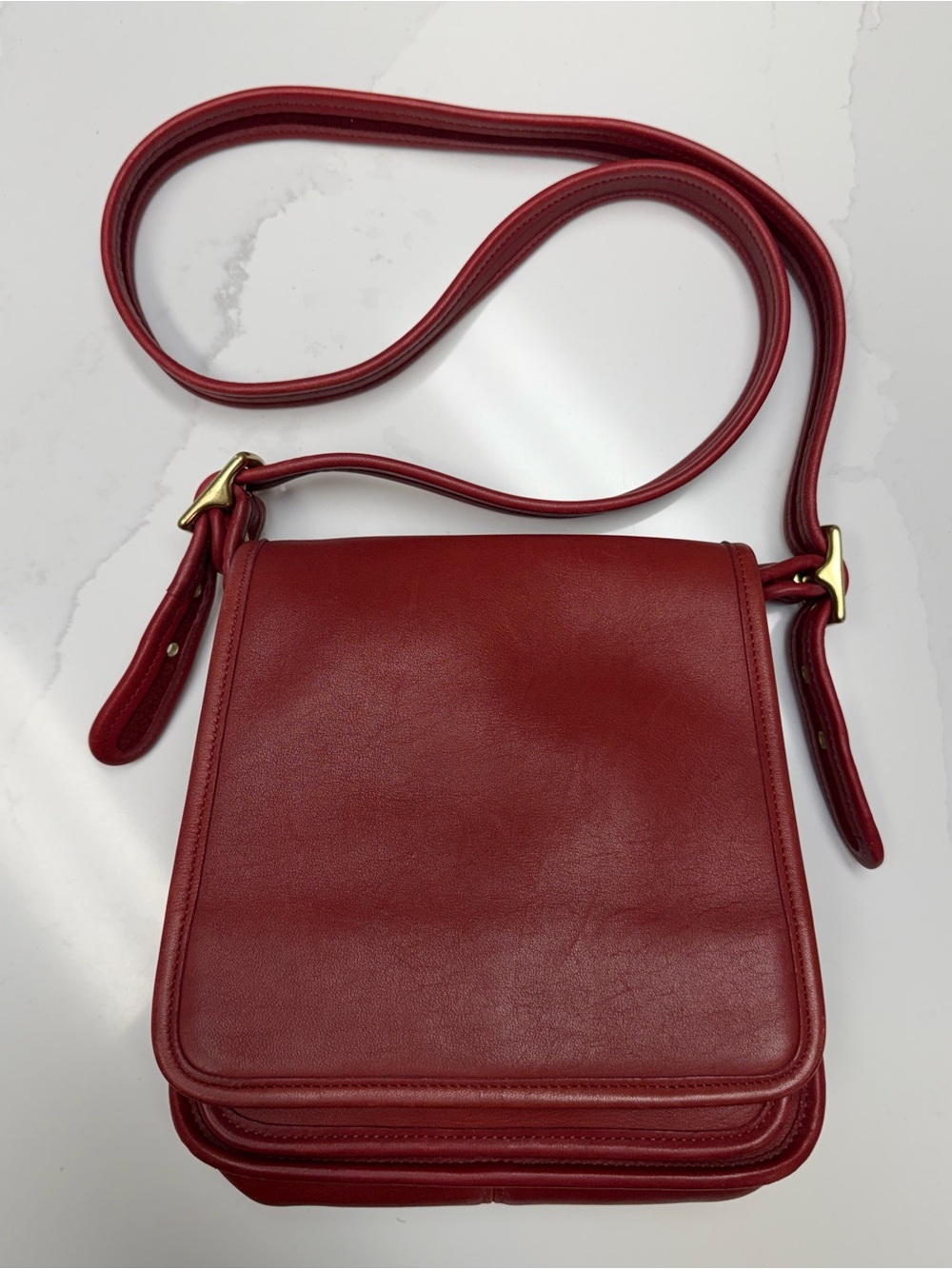 Vintage Coach Legacy Medium Studio Flap No. 9145 in Red Glove-tanned Leather
